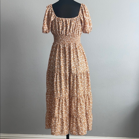Elegant Pie In The Sky Tan Floral Midi Dress - Picture 7 of 9
